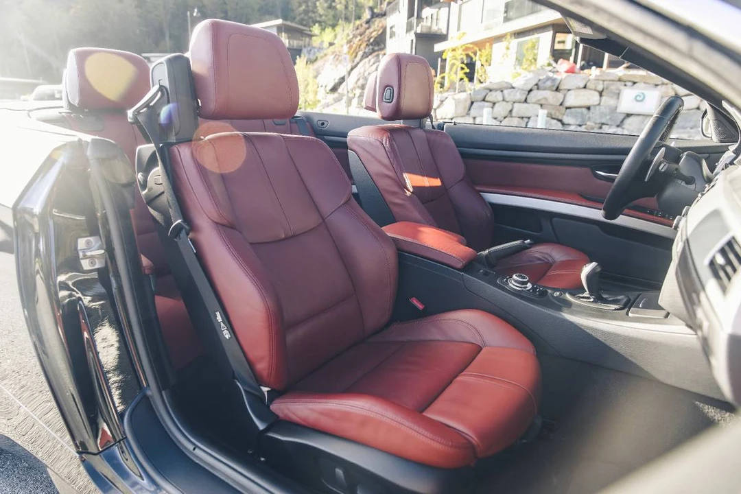 2010 BMW E93 M3 Convertible - Image 10 of 20