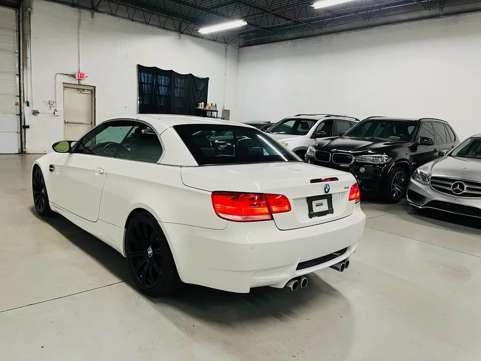 2010 BMW E93 M3 Convertible - Image 7 of 20