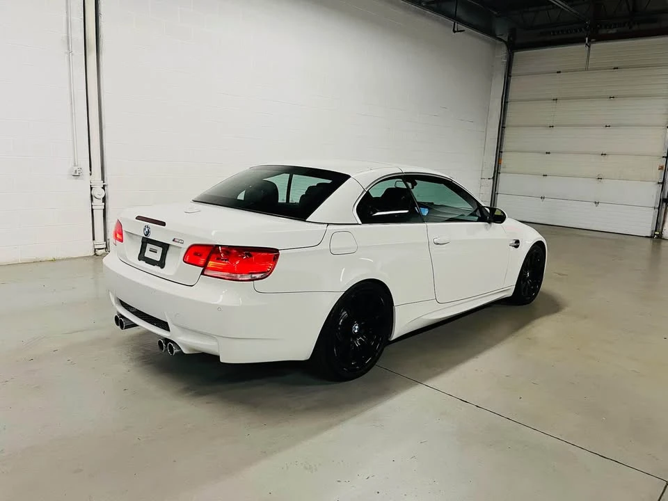 2010 BMW E93 M3 Convertible - Image 8 of 20