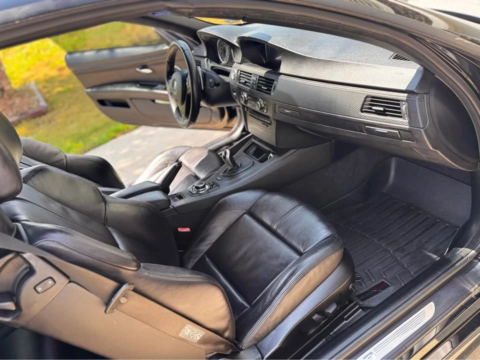 2010 BMW E93 M3 Convertible - Image 11 of 19