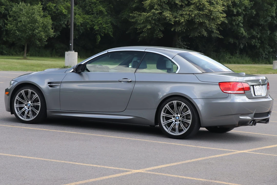 2010 BMW E93 M3 Convertible - Image 5 of 31