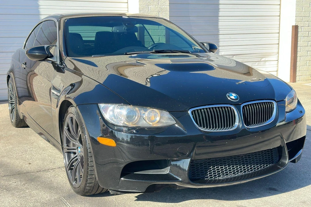 2010 BMW E93 M3 Convertible - Image 2 of 31