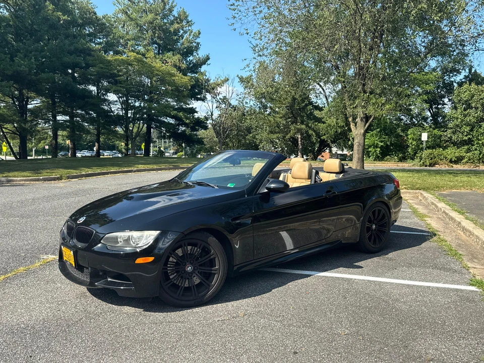 2010 BMW E93 M3 Convertible - Image 15 of 31