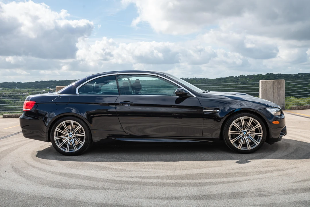 2010 BMW E93 M3 Convertible - Image 3 of 31