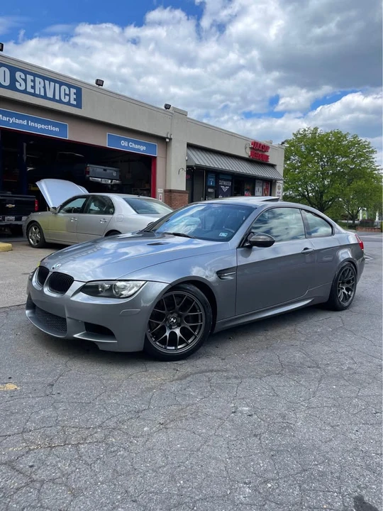 2010 BMW M3 - Image 2 of 19
