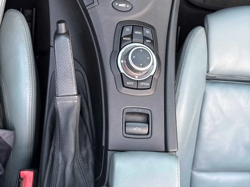 2010 BMW M3 - Image 10 of 19
