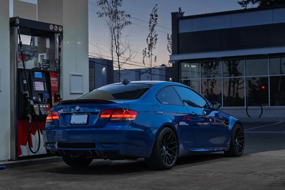 2010 BMW M3 - Image 2 of 11