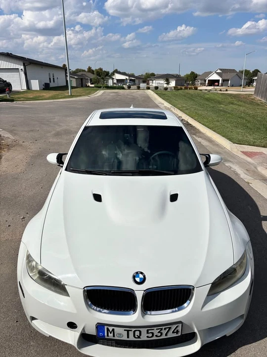 2010 BMW E90 M3 Sedan - Image 9 of 12