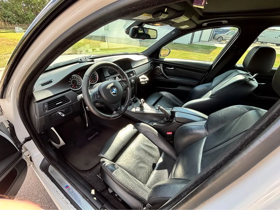 2010 BMW E90 M3 Sedan - Image 11 of 12
