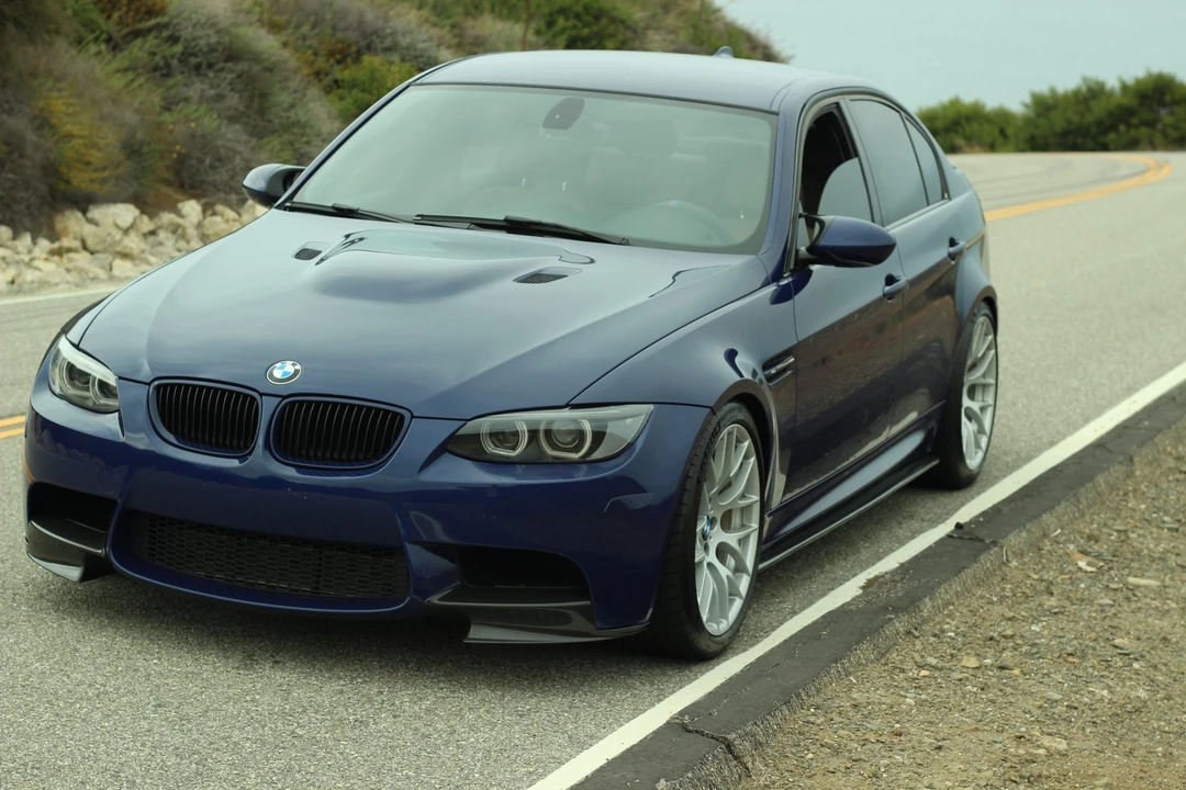 2010 BMW E90 M3 Sedan - Image 2 of 31