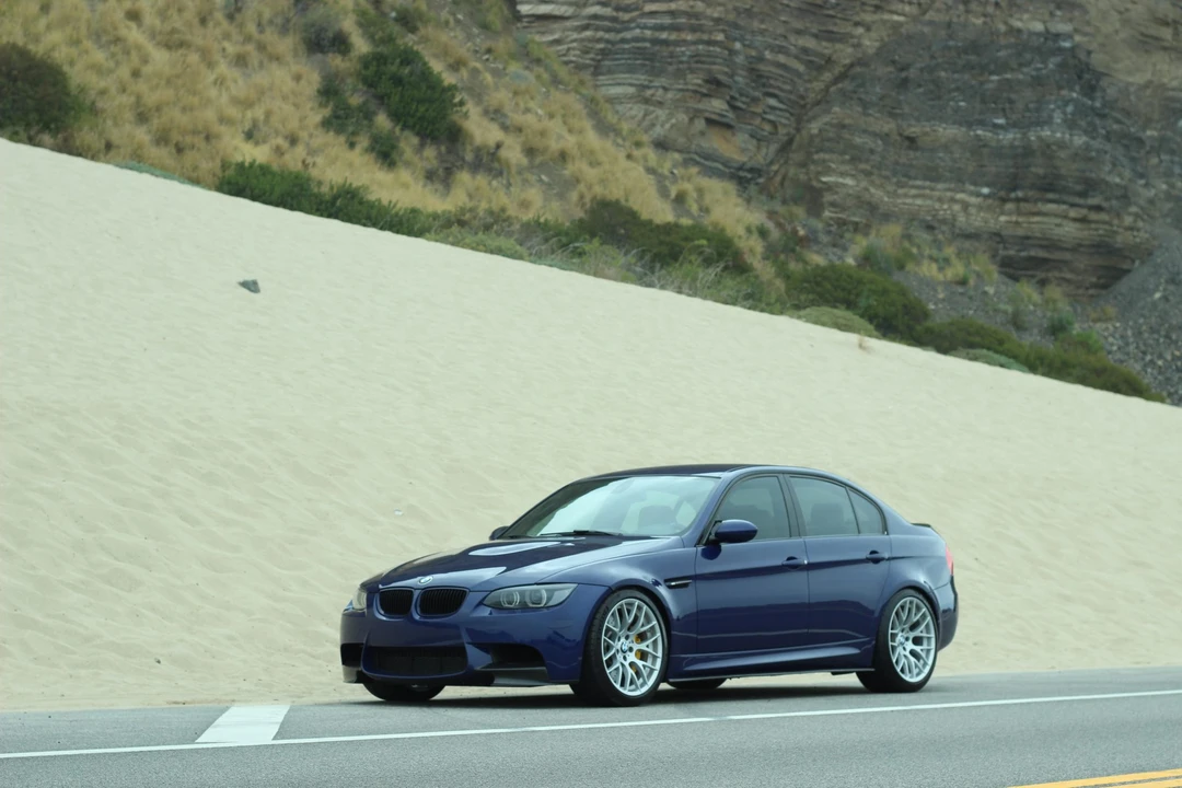 2010 BMW E90 M3 Sedan - Image 13 of 31