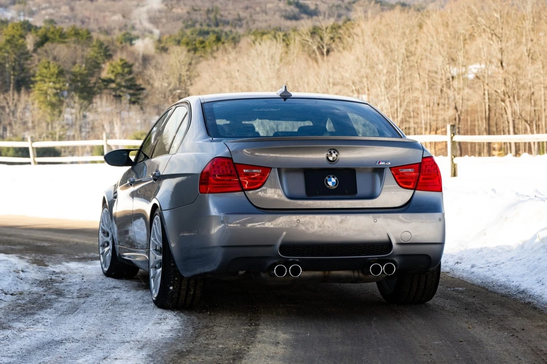 2010 BMW E90 M3 Sedan - Image 2 of 8