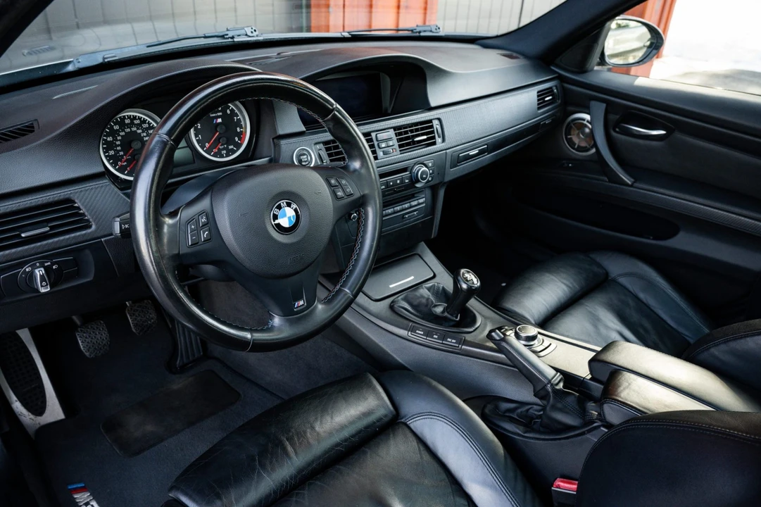 2010 BMW E90 M3 Sedan - Image 5 of 8