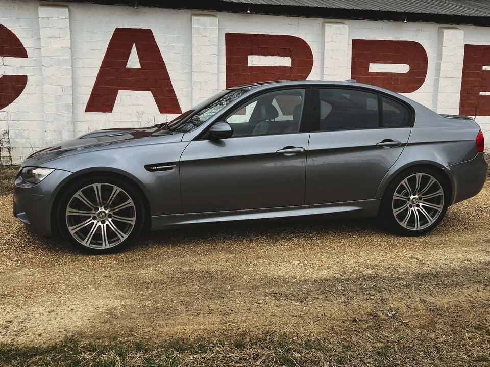 2010 BMW E90 M3 Sedan - Image 11 of 29