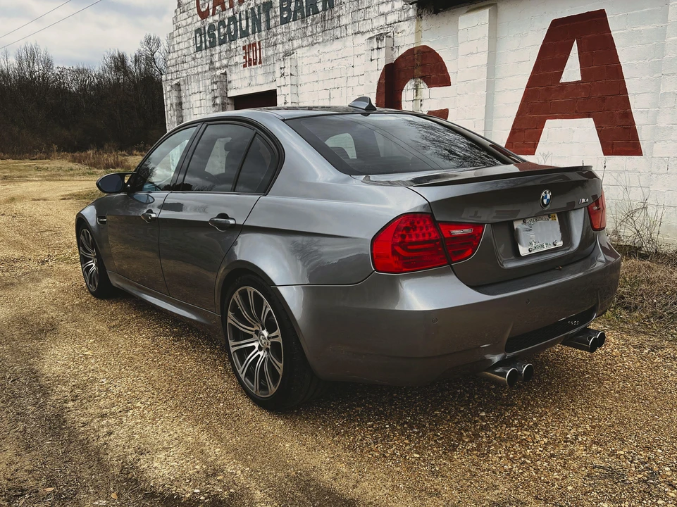 2010 BMW E90 M3 Sedan - Image 17 of 29