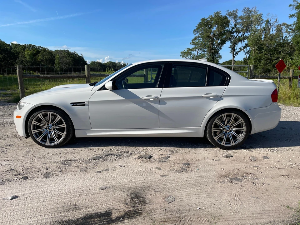 2010 BMW E90 M3 Sedan - Image 14 of 31