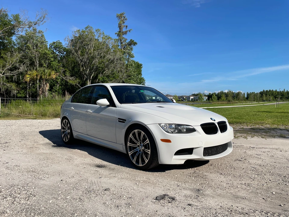 2010 BMW E90 M3 Sedan - Image 25 of 31