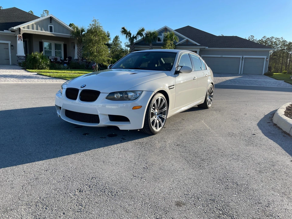 2010 BMW E90 M3 Sedan - Image 10 of 31