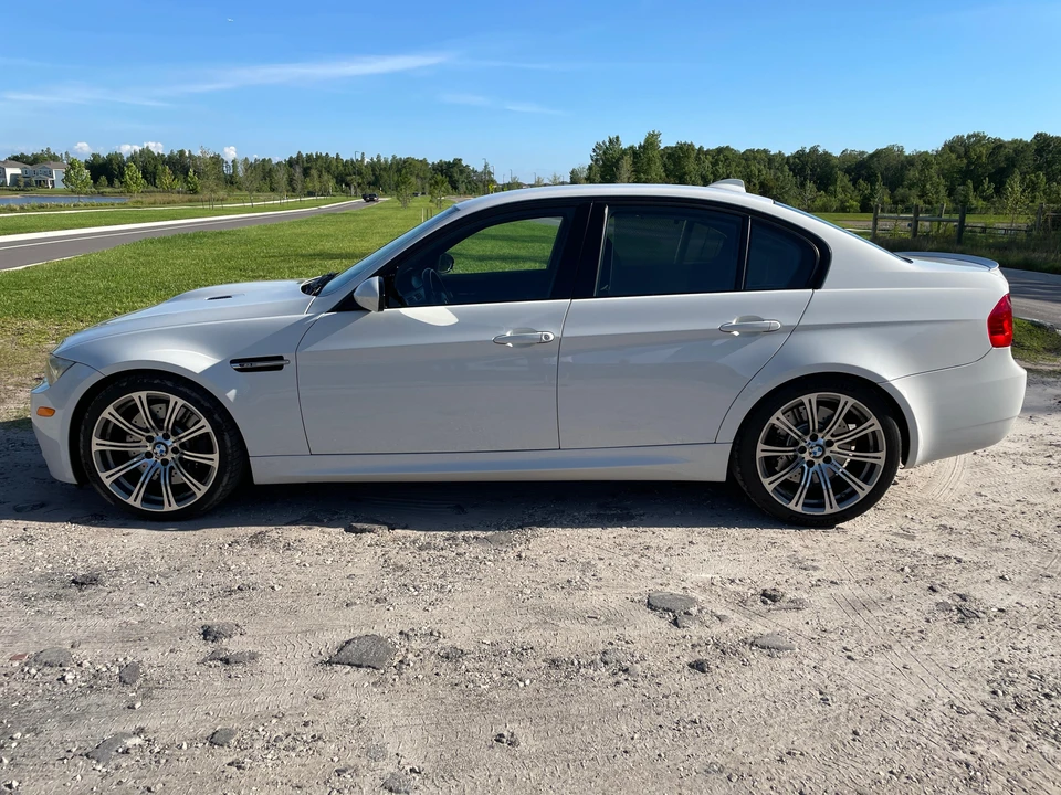 2010 BMW E90 M3 Sedan - Image 13 of 31