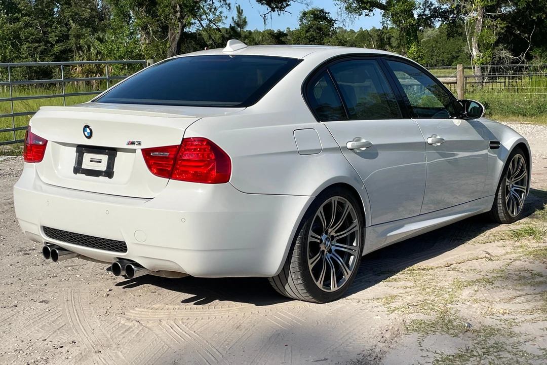 2010 BMW E90 M3 Sedan - Image 4 of 31