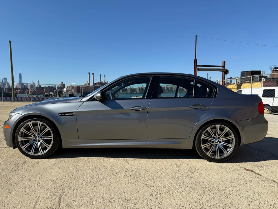 2010 BMW E90 M3 Sedan - Image 9 of 31
