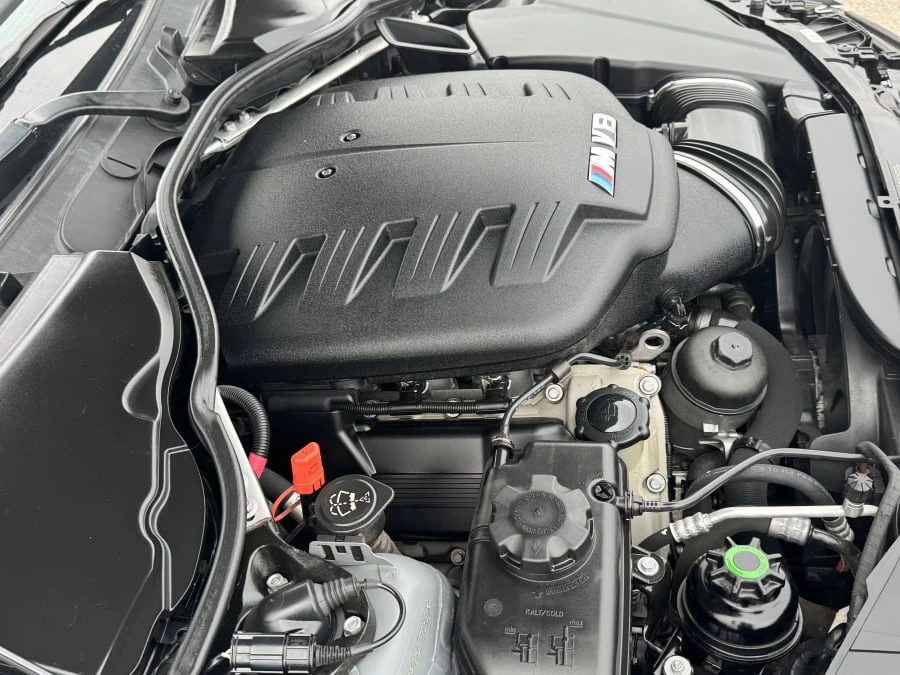 2010 BMW E90 M3 Sedan - Image 6 of 8