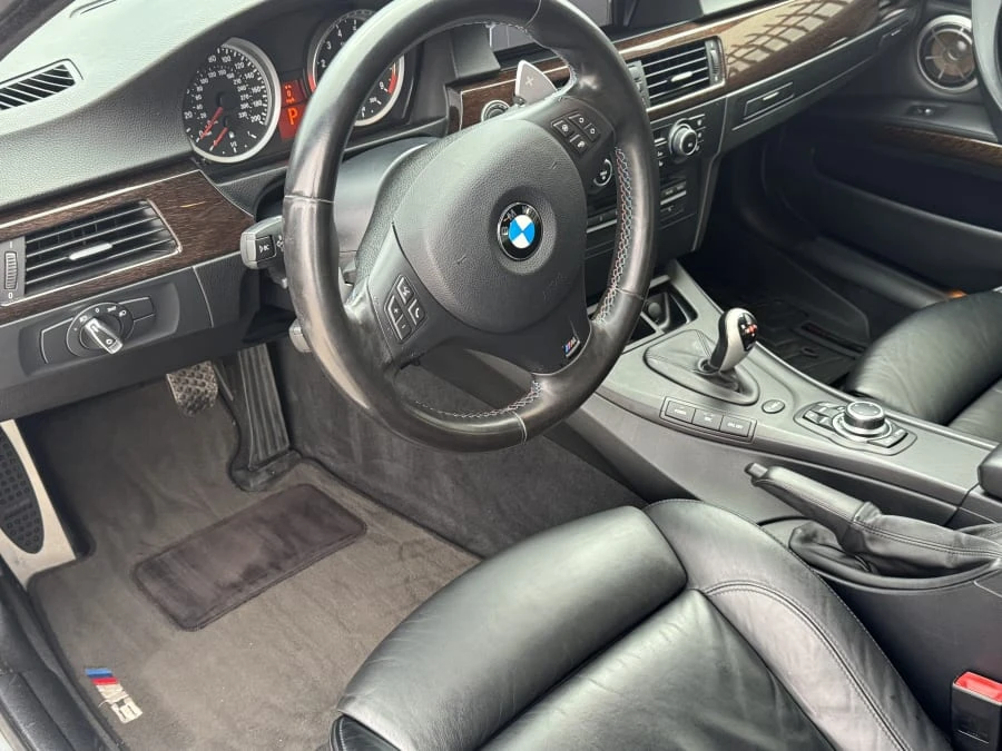 2010 BMW E90 M3 Sedan - Image 5 of 8