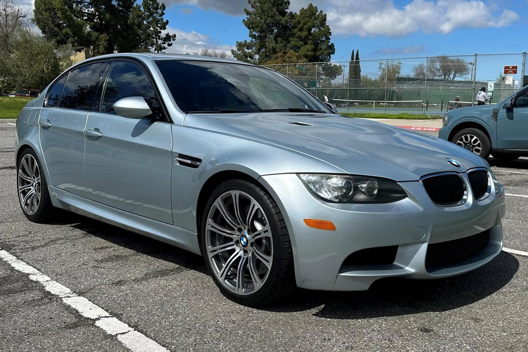 2010 BMW E90 M3 Sedan - Image 2 of 5