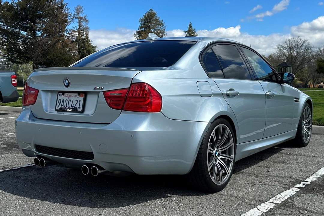 2010 BMW E90 M3 Sedan - Image 4 of 5
