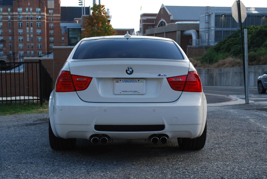 2010 BMW E90 M3 Sedan - Image 10 of 16