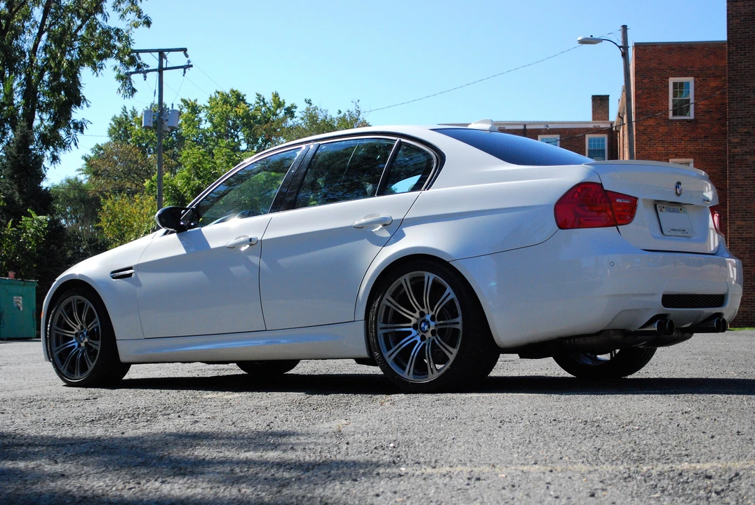 2010 BMW E90 M3 Sedan - Image 7 of 16