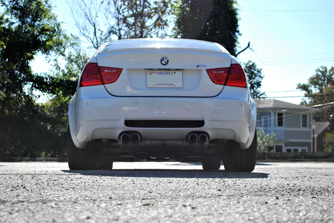 2010 BMW E90 M3 Sedan - Image 11 of 16
