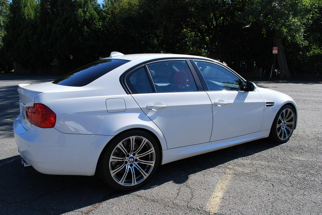 2010 BMW E90 M3 Sedan - Image 14 of 16