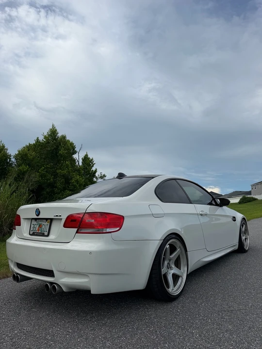 2010 BMW E90 M3 Sedan - Image 6 of 19