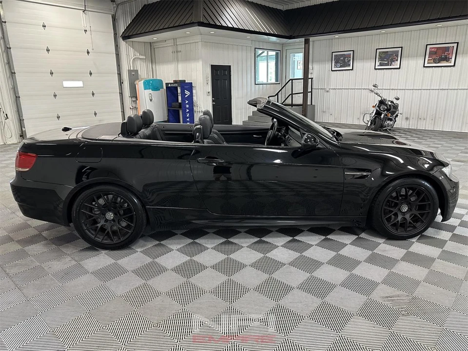 2010 BMW M3 - Image 12 of 31