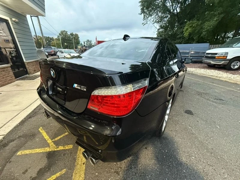 2010 BMW E60 M5 - Image 6 of 12