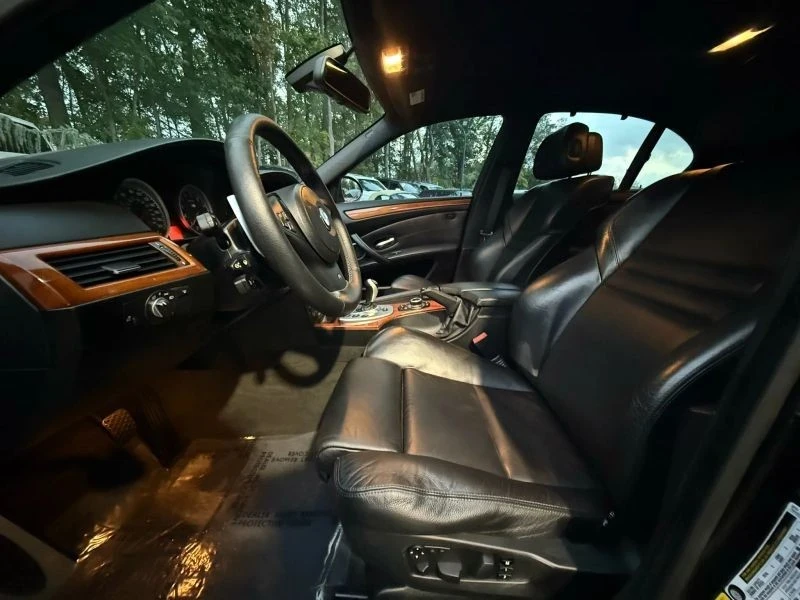 2010 BMW E60 M5 - Image 11 of 12