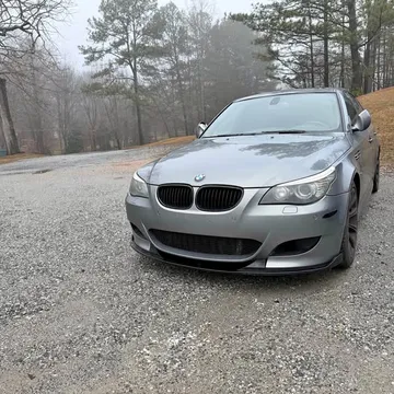 2010 BMW M5 Sedan