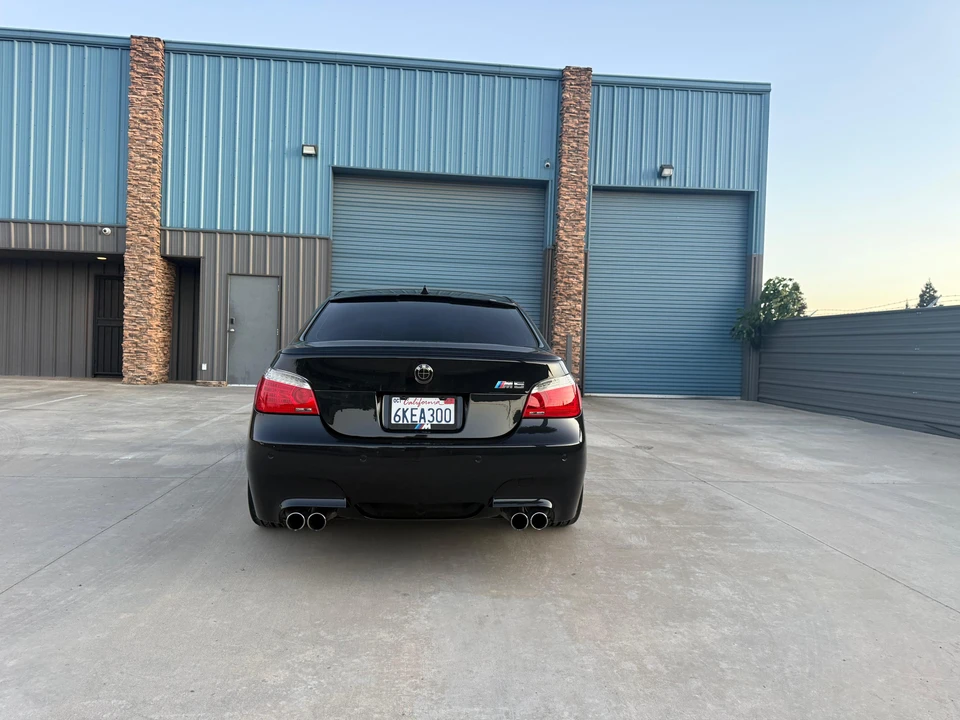 2010 BMW E60 M5 - Image 14 of 31