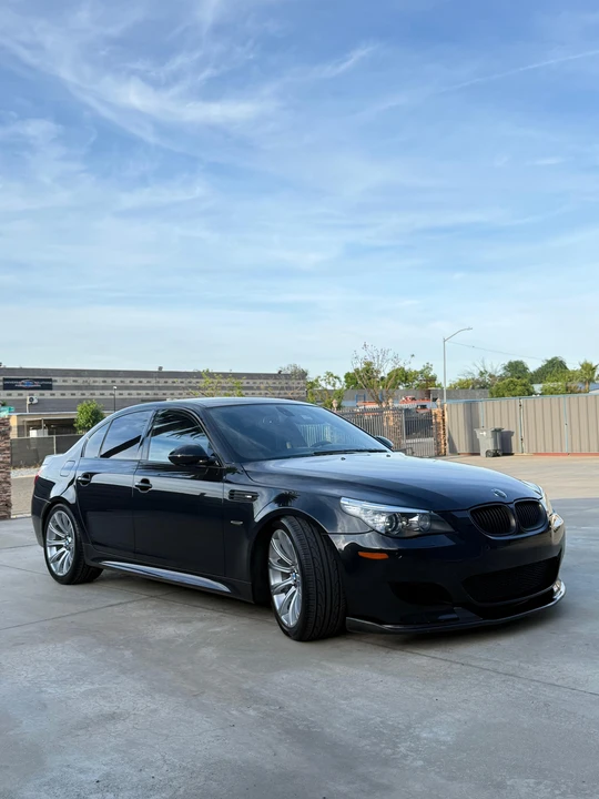 2010 BMW E60 M5 - Image 19 of 31