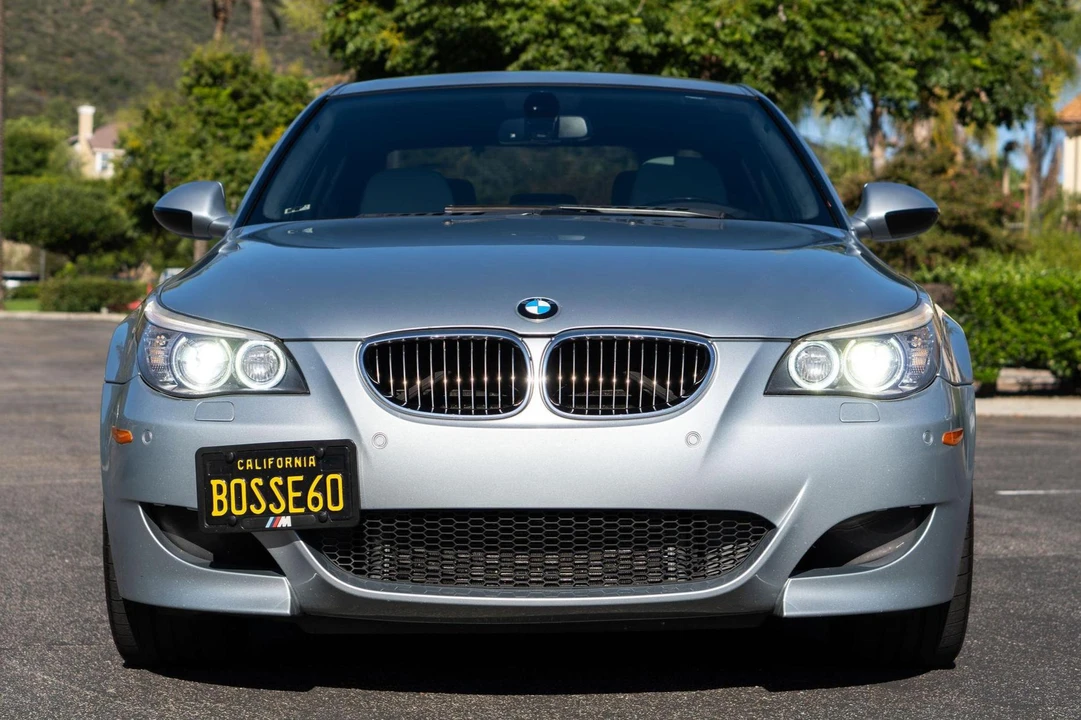 2010 BMW E60 M5 - Image 2 of 31