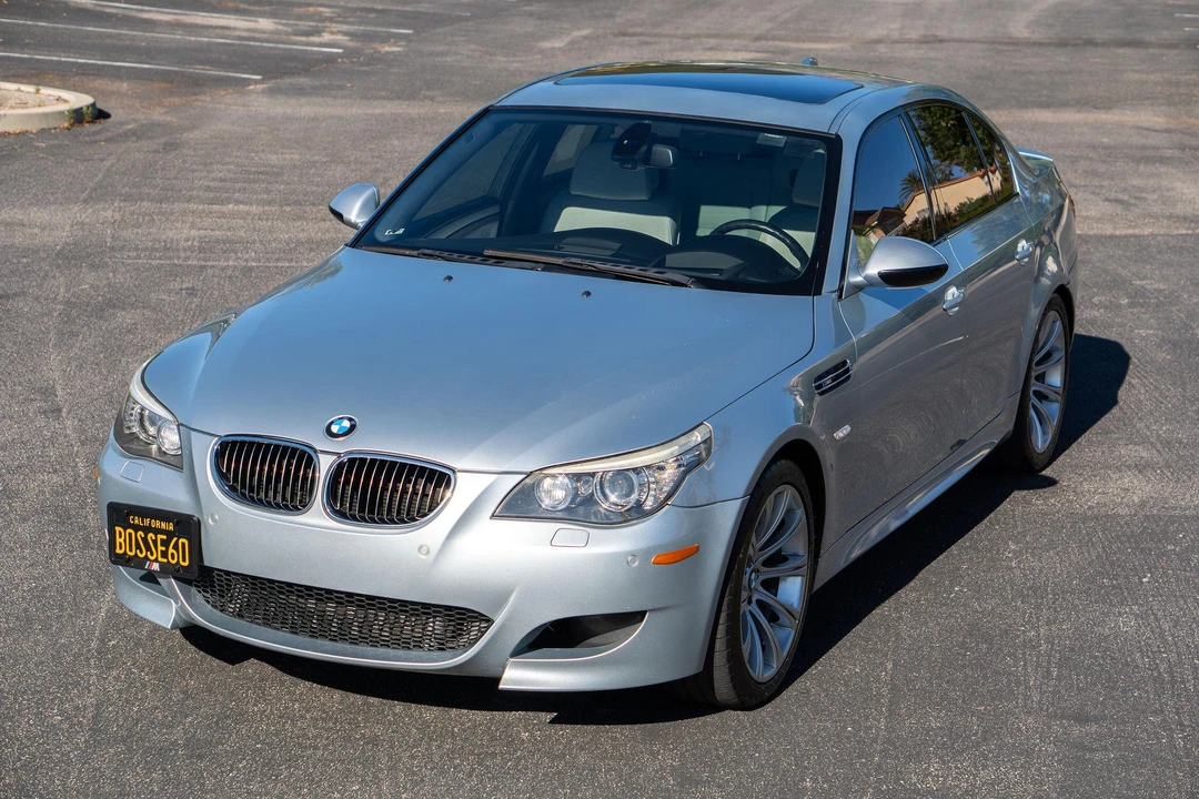 2010 BMW E60 M5 - Image 11 of 31