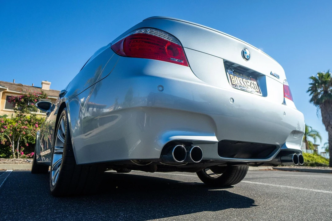 2010 BMW E60 M5 - Image 14 of 31