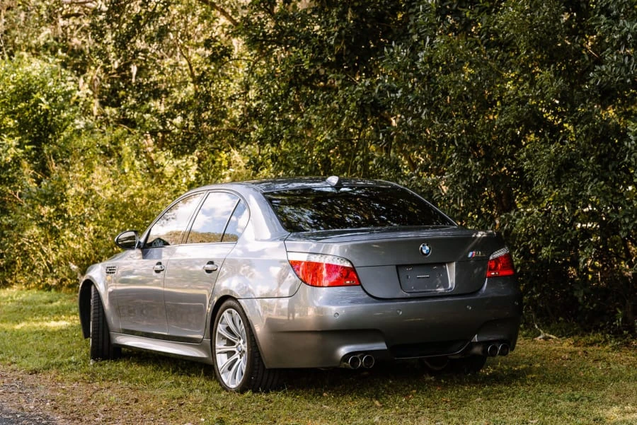 2010 BMW E60 M5 - Image 2 of 11