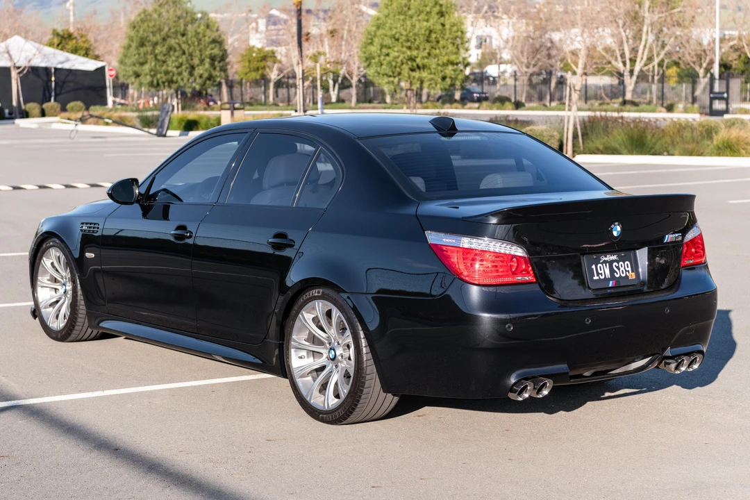 2010 BMW E60 M5 - Image 4 of 31