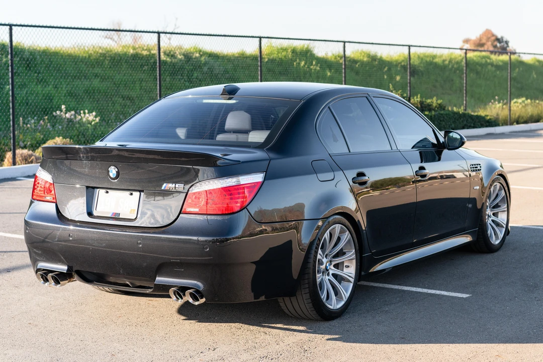 2010 BMW E60 M5 - Image 9 of 31