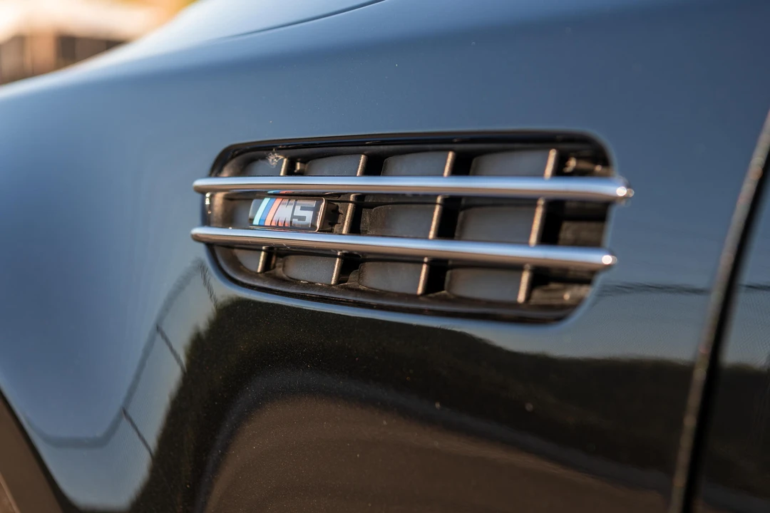 2010 BMW E60 M5 - Image 19 of 31