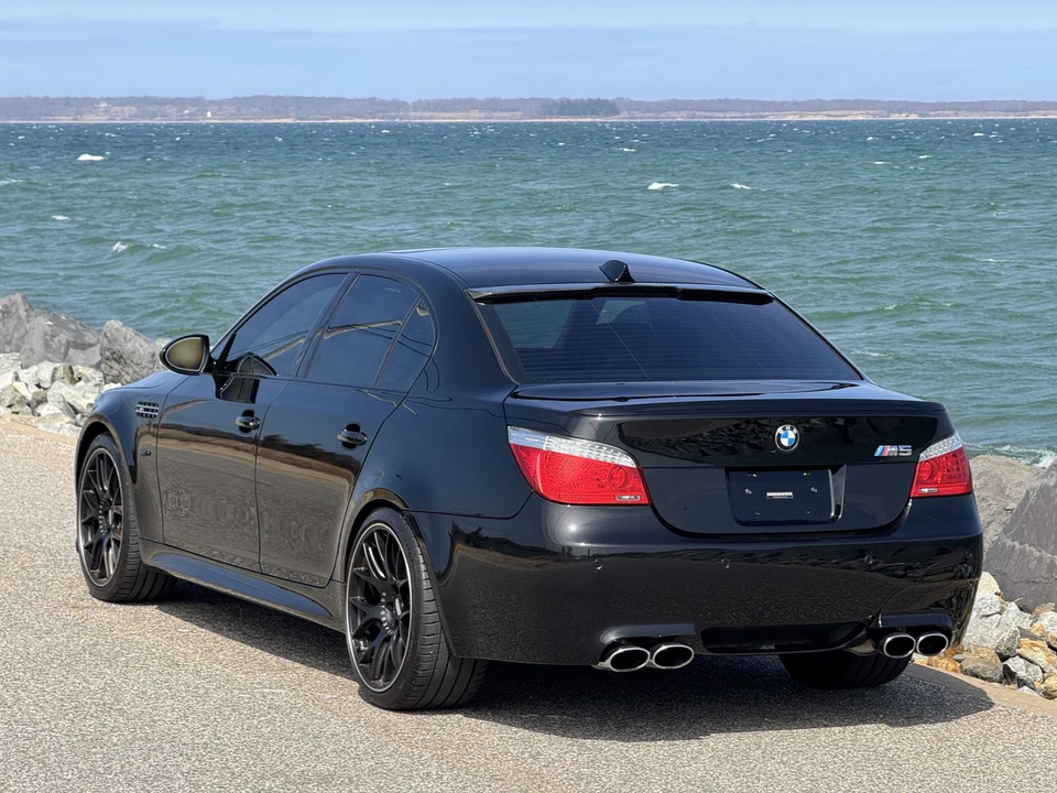 2010 BMW E60 M5 - Image 18 of 31