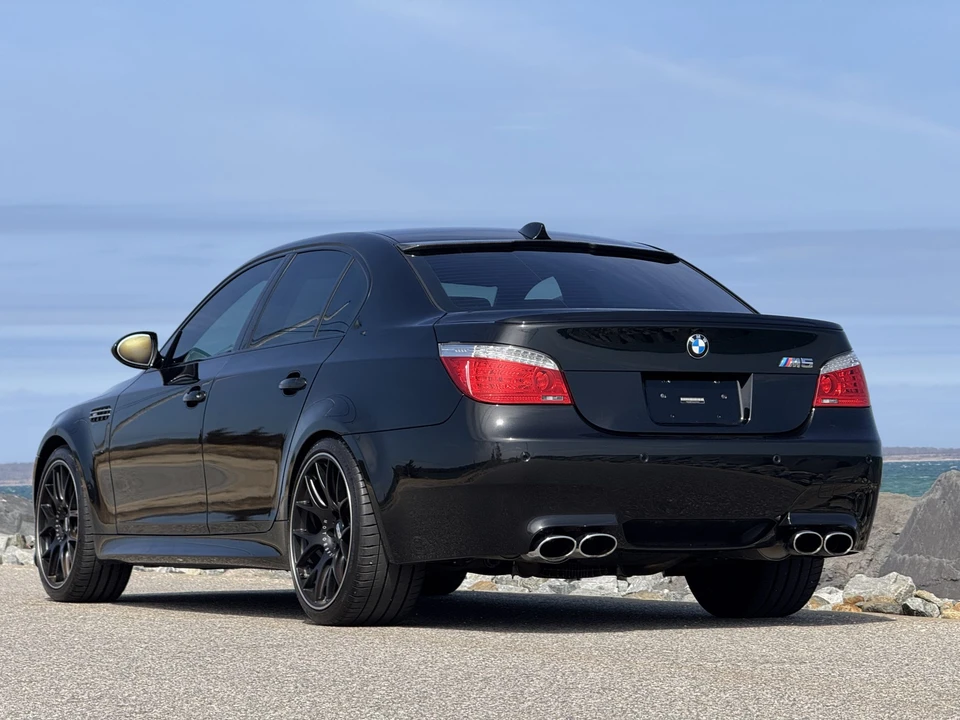 2010 BMW E60 M5 - Image 20 of 31