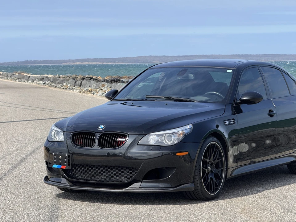 2010 BMW E60 M5 - Image 24 of 31
